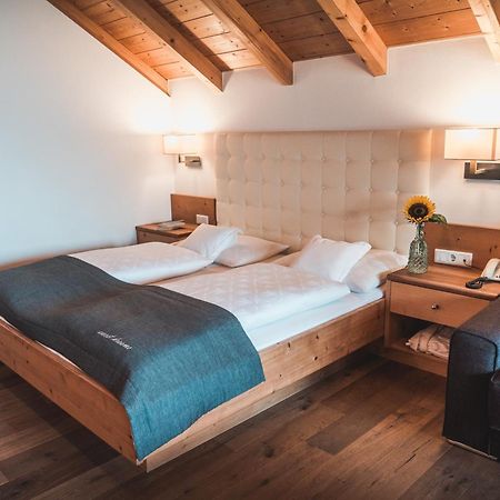 טירולו Small Hotel Sonne מראה חיצוני תמונה