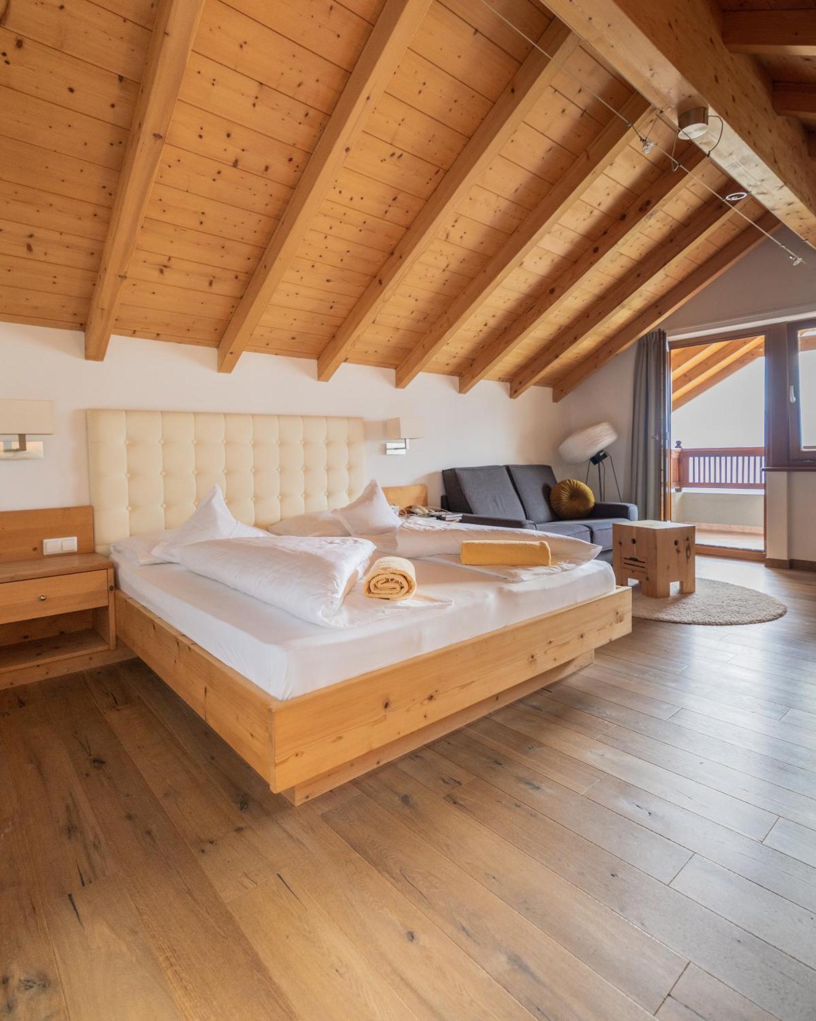 טירולו Small Hotel Sonne מראה חיצוני תמונה